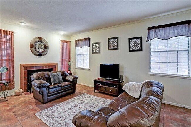 Photo - 2732 W Holcombe Blvd