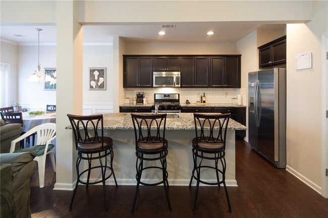 Photo - 2865 Maple Park Pl