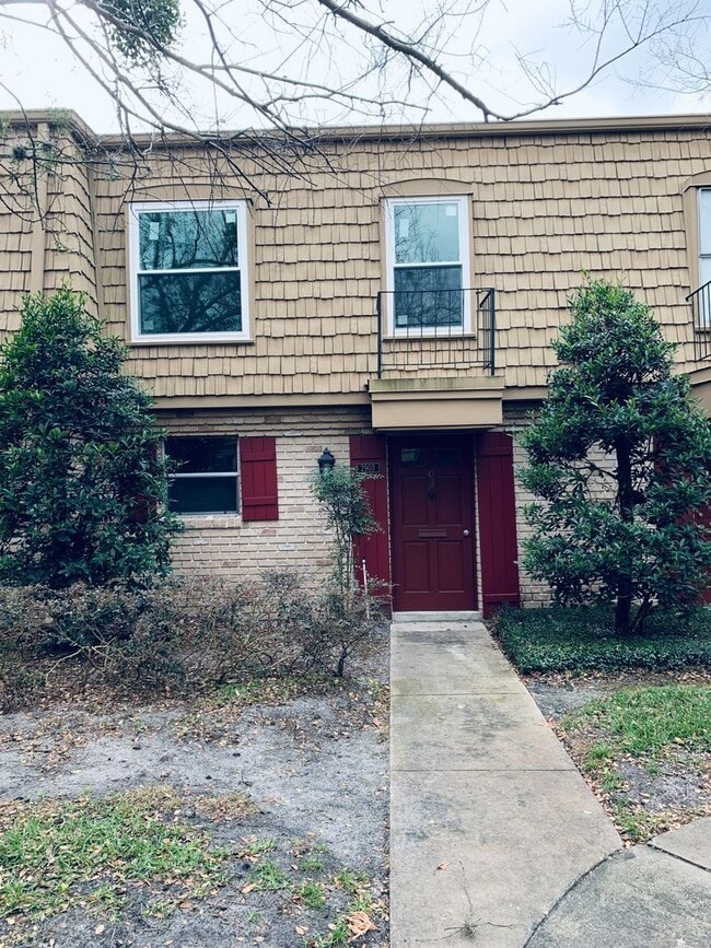 Building Photo - 200 St Andrews Blvd Unit 2903