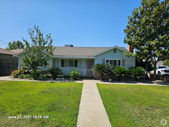Building Photo - 871 E Merritt Ave Rental