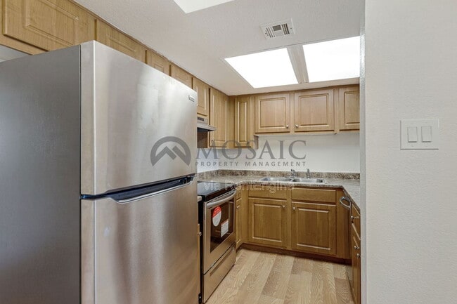Photo - 3810 N Maryvale Pkwy Unit 1050