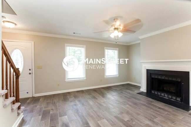Photo - 3 Bedroom Pet-Friendly Home in High Point,...
