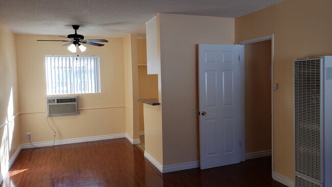 6216 Beck Ave Unit 5