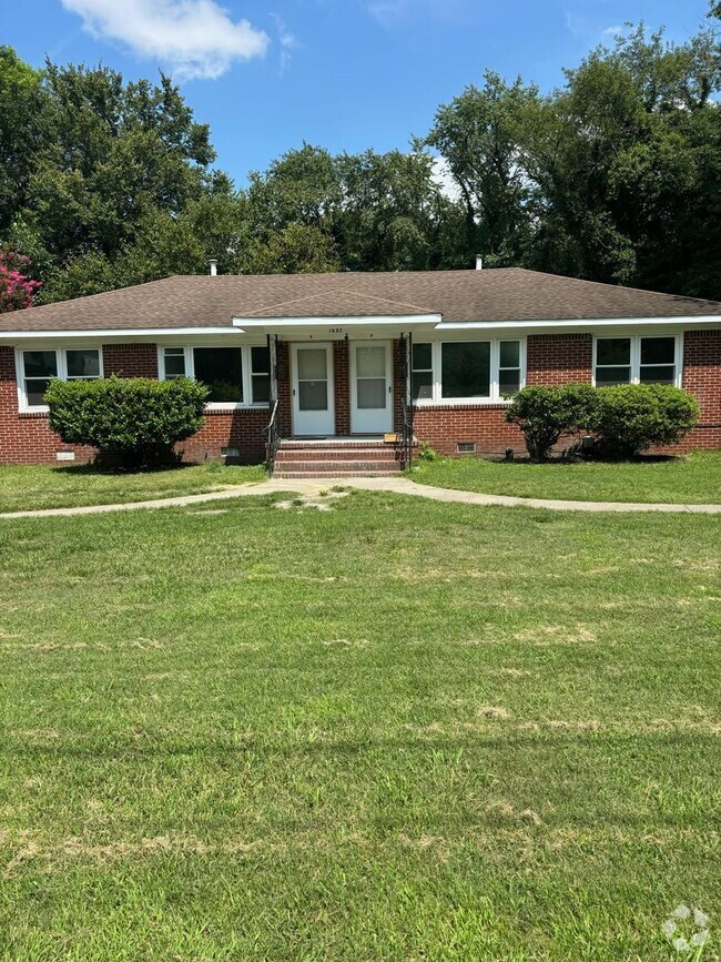 Building Photo - 1537 Seaboard Ave Unit B Rental