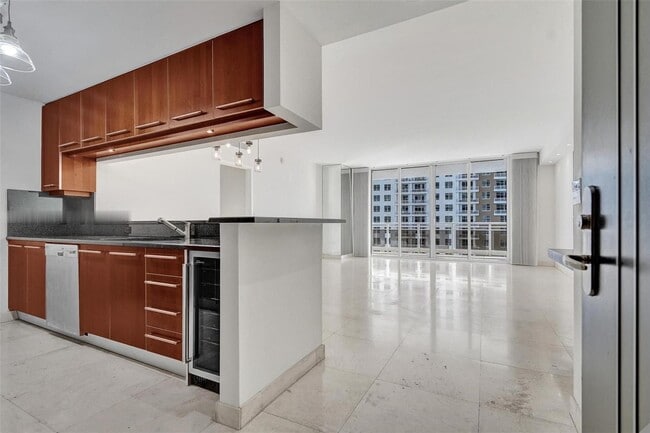 Photo - 901 Brickell Key Blvd Unidad 2302