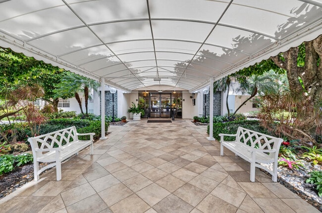 Photo - 3499 Oaks Way Unit 703