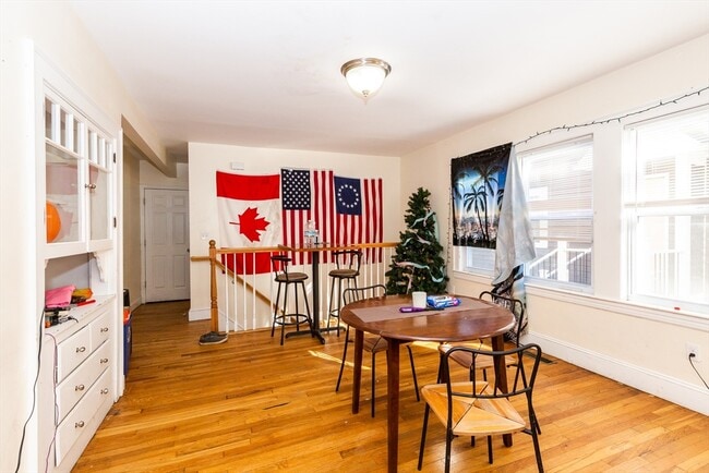Photo - 188 Calumet St