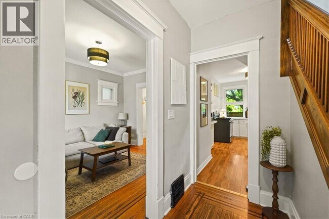 Photo - 41 Macallum St