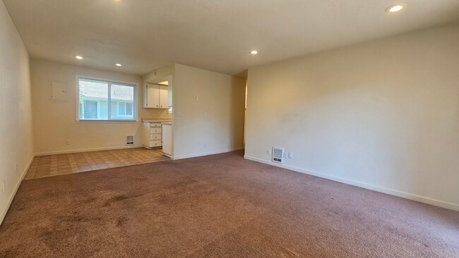 Photo - 5024 212th St SW Unit C