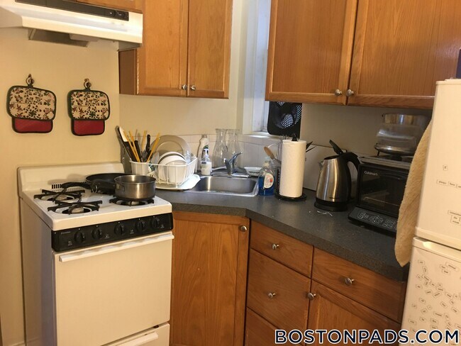 Photo - 38 Hemenway St Unit 9