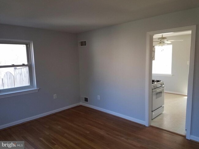 Photo - 3710 18th St S