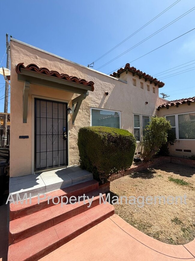 Building Photo - Studio Cottage in a Great Area!  Move In Special $1000 Off 1st Month's Rent! Unit 4177