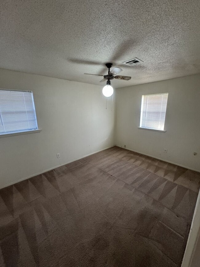 Photo - In Town 3 Bedroom 1 Bath House