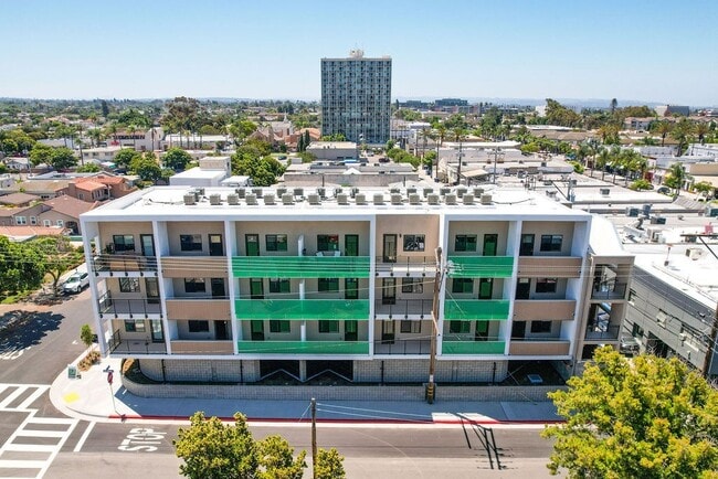 Backhouse Apartments