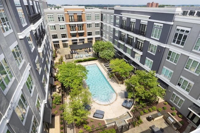 Photo - Towson Promenade