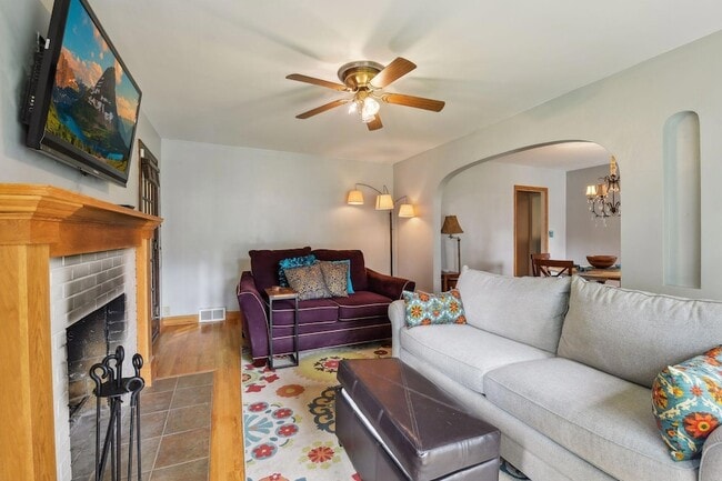Photo - 4145 Zenith Ave N