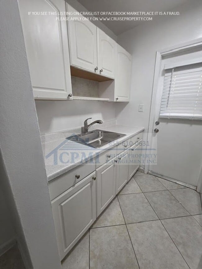 Photo - 1329 NE 17th Ave Unidad 2