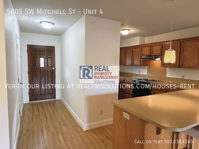 Photo - 5005 SW Mitchell St Unit 4