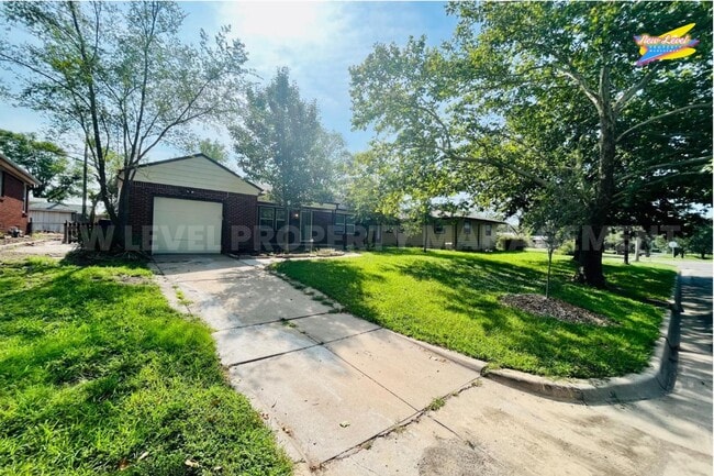 Photo - 886 S Fabrique Dr