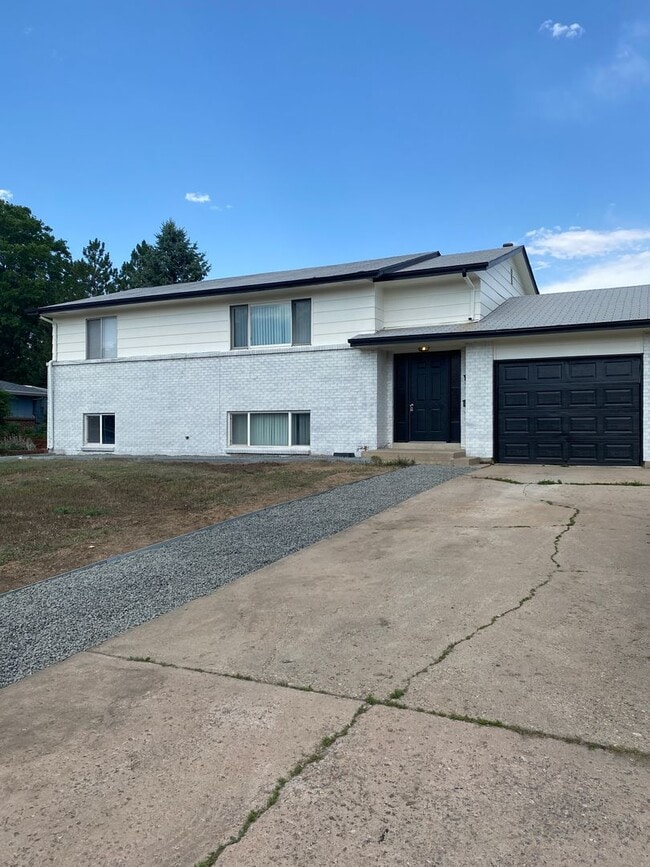 Building Photo - 8886-8888 N Lowell Blvd (DUPLEX) Unit 1 [8886 Lowell]