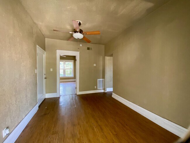 Photo - 1115-1119 E 41st Street Unit 1115-2W