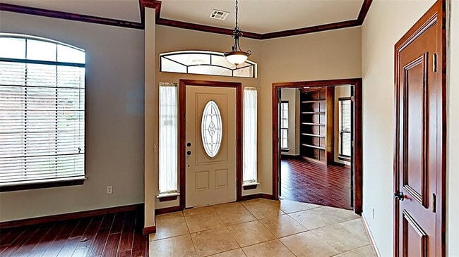 Photo - 1725 NW 185th St