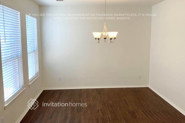 1609 White Dove Ln