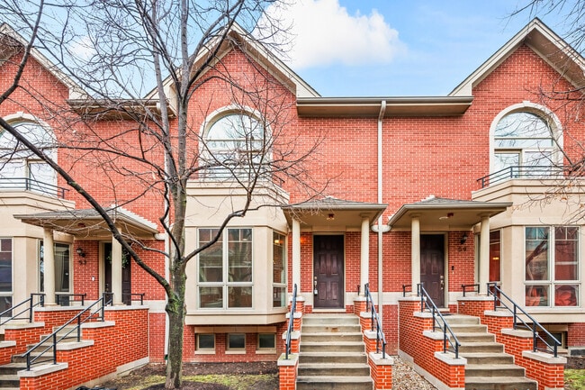 Building Photo - 57 Northfield Terrace