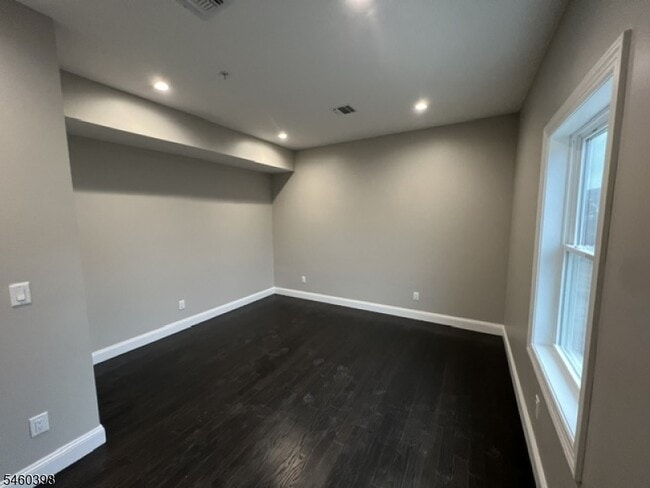 421 Haledon Ave