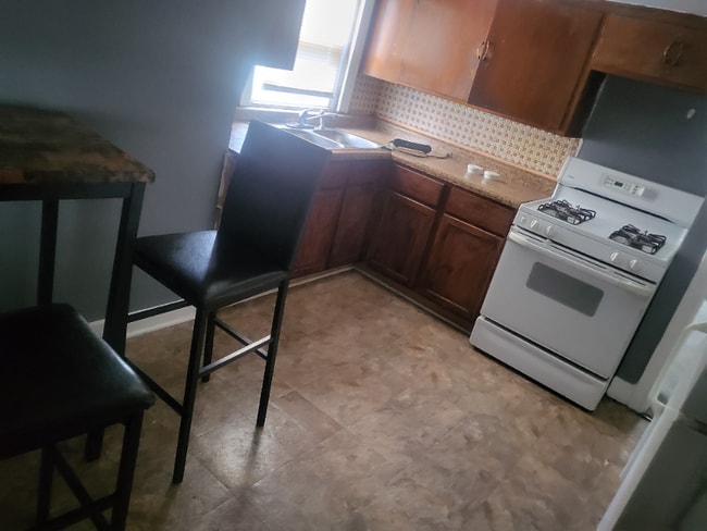Photo - 164 E 119th Pl Unidad 2fl