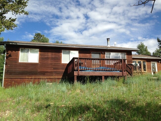 Photo - Fairplay home available 11/1/25- large fen...