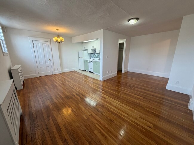 Photo - 28 Mount Vernon St