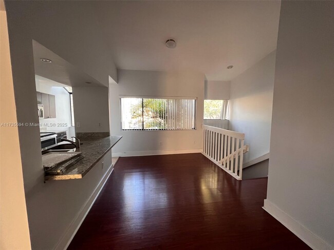 Photo - 9675 SW 138th Ave Unidad QA2R Rental