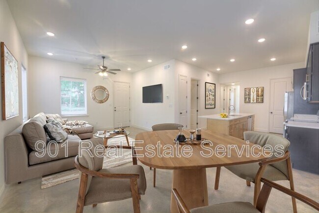 Building Photo - 1010 North Pkwy Unit #101 Rental
