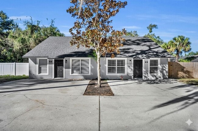 Photo - 782 LINCOLN Pky