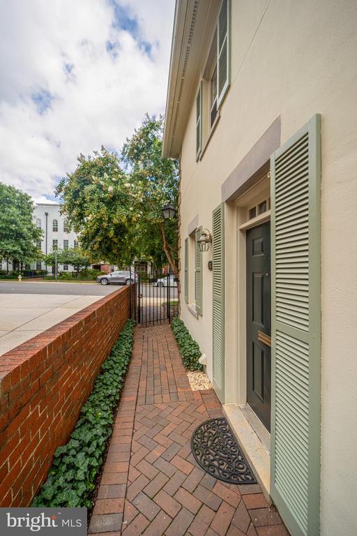 Photo - 1016 N Royal St
