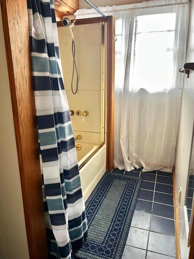 Photo - 7 Court St Unidad 320