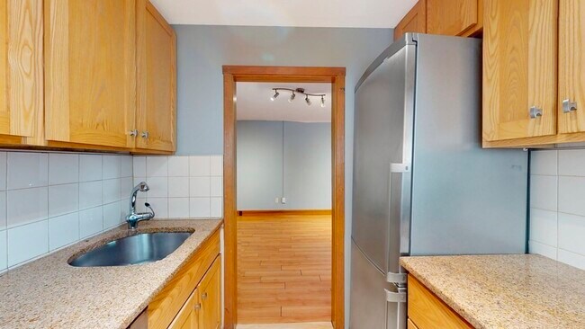 Photo - 306 Savin Hill Ave Unidad 2