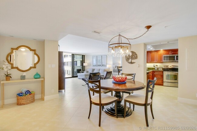 3000 N Ocean Dr Unit 23d