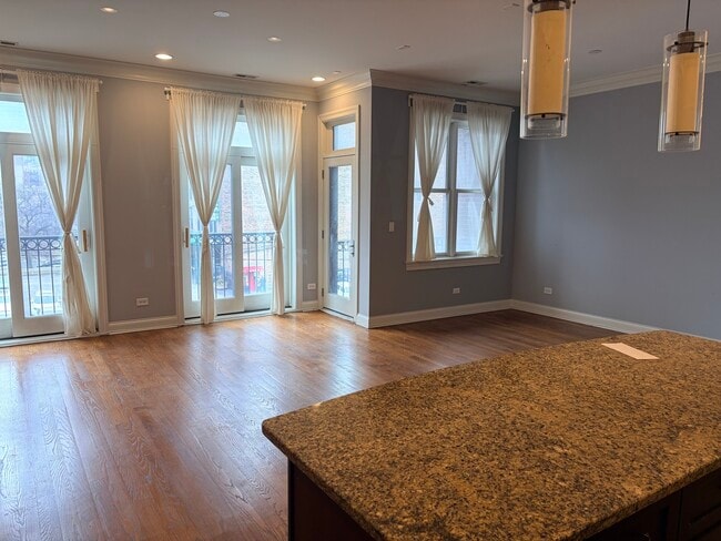 Photo - 218 N Halsted St Unit 3