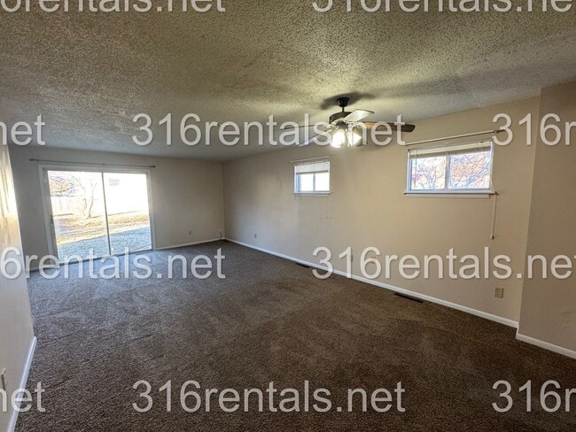 Photo - $850- 2 bed 1 bath - Townhomes