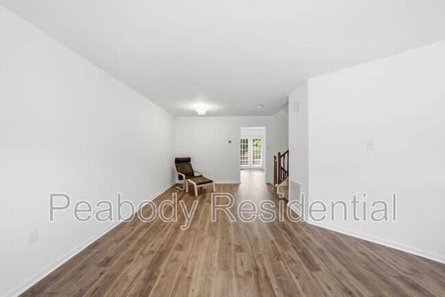 Photo - 46733 Woodmint Terrace