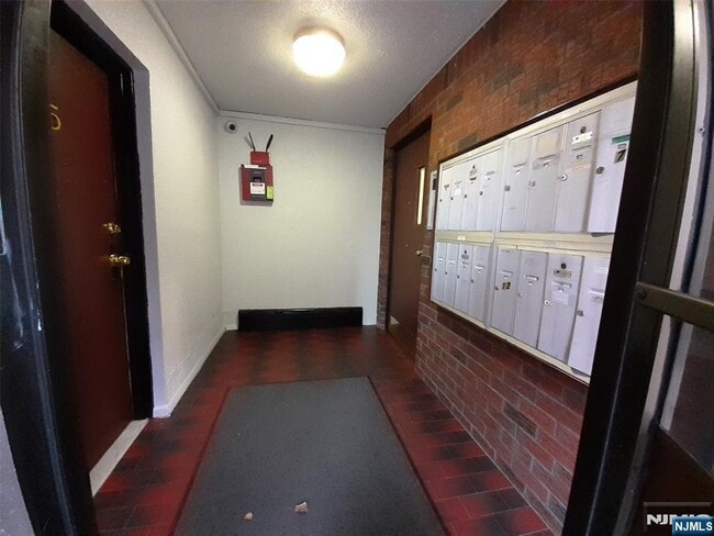 Photo - 116 71st St Unidad 12