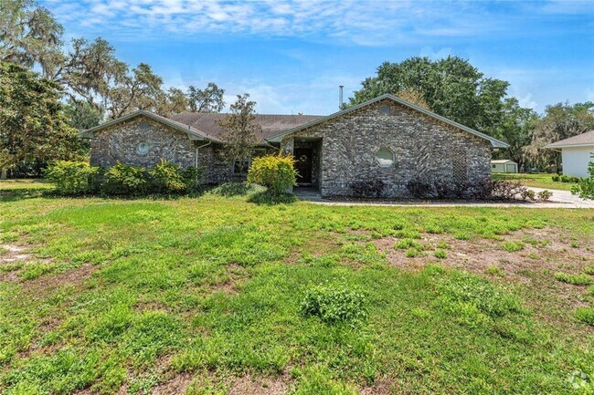 Building Photo - 404 Anderson Dr Rental