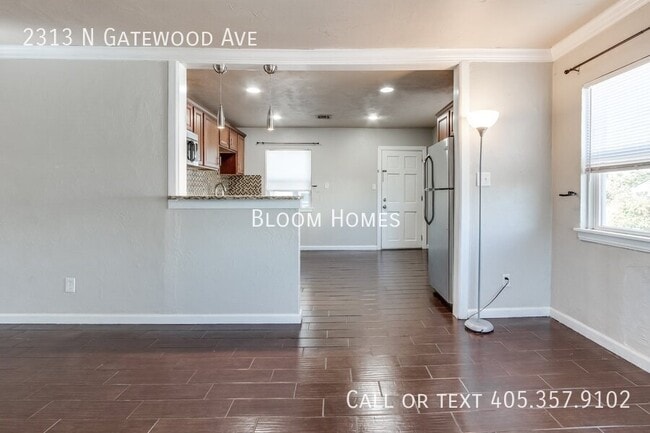 Photo - 2313 N Gatewood Ave