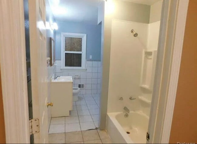 Photo - 14887 Sorrento Ave