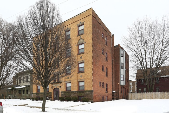 Photo - Clinton Apartment Building