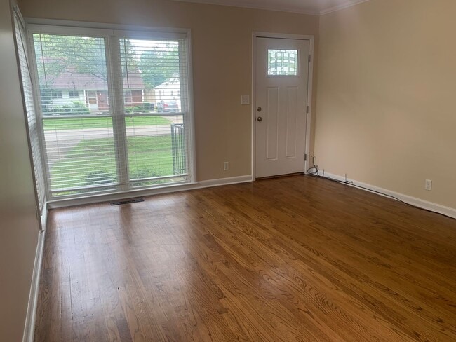 Photo - 2611 Gardiner Ln