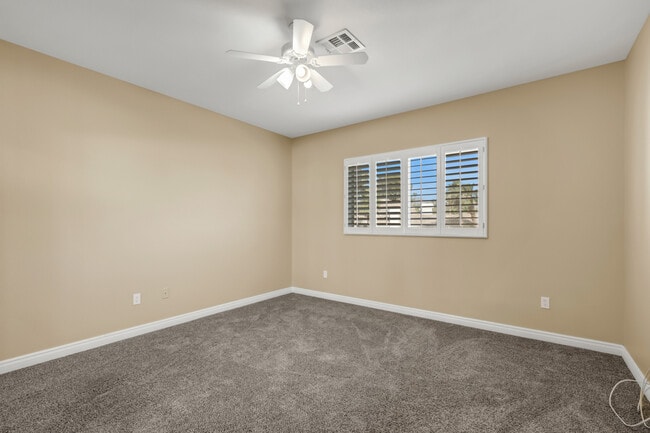 9071 Pebble View Ct