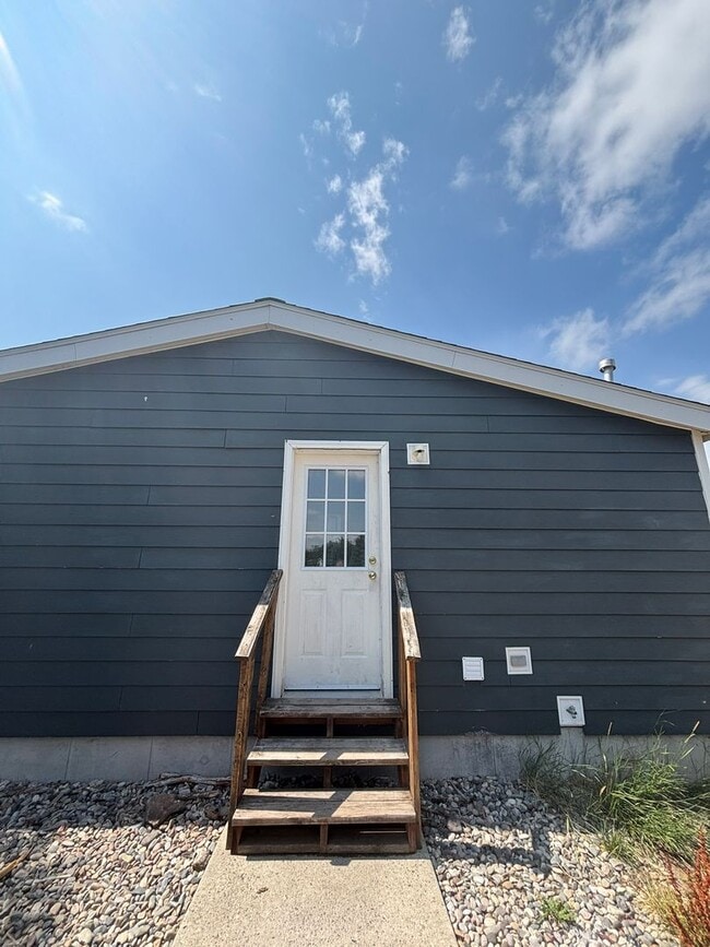 Photo - 221 Silver Maple Dr
